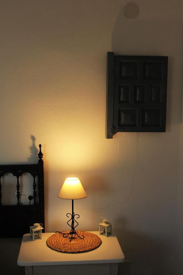El Nispero Dulce Bed & Breakfast Alcaucin Exterior photo